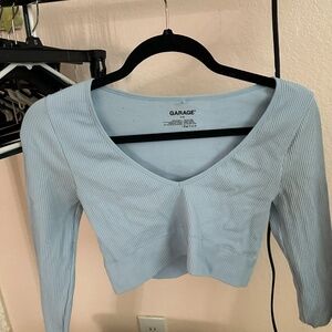 Ribbed cropped long sleeve shirt
